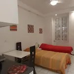Dans La 