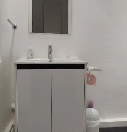 Dans La Litita à *